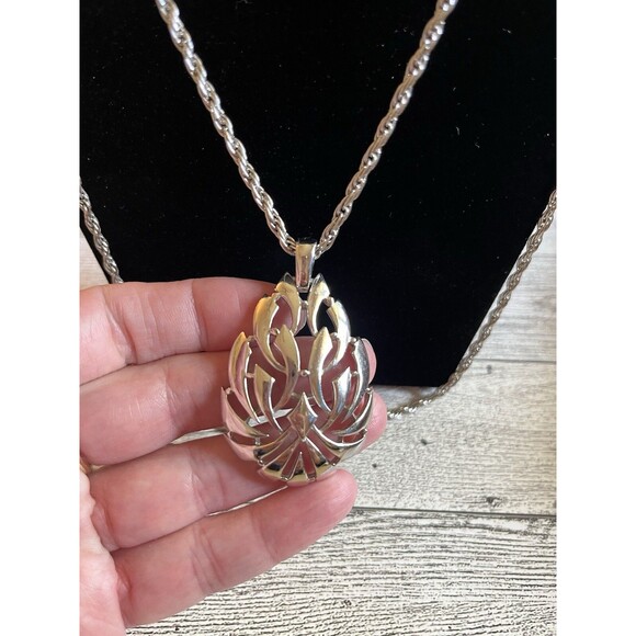 Vintage Trifari Silver Plated Double Chain Pendant Necklace Signed - Picture 4 of 6